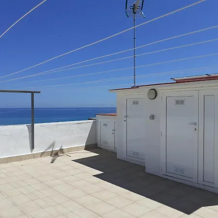 Dins Mar Apto. 2 Apartamento *